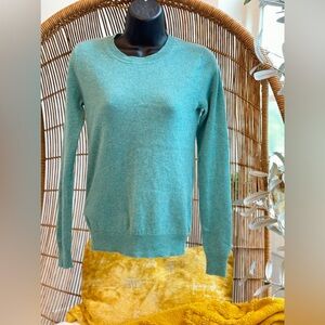 Tahari 2- Ply 100 Percent Cashmere Sweater Blue/ Turquoise Knit Cozy